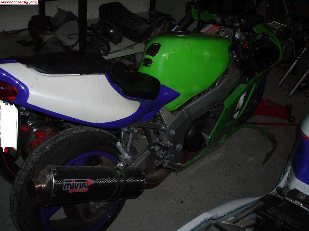 Motor kawasaki zx7r  97 750 cc.