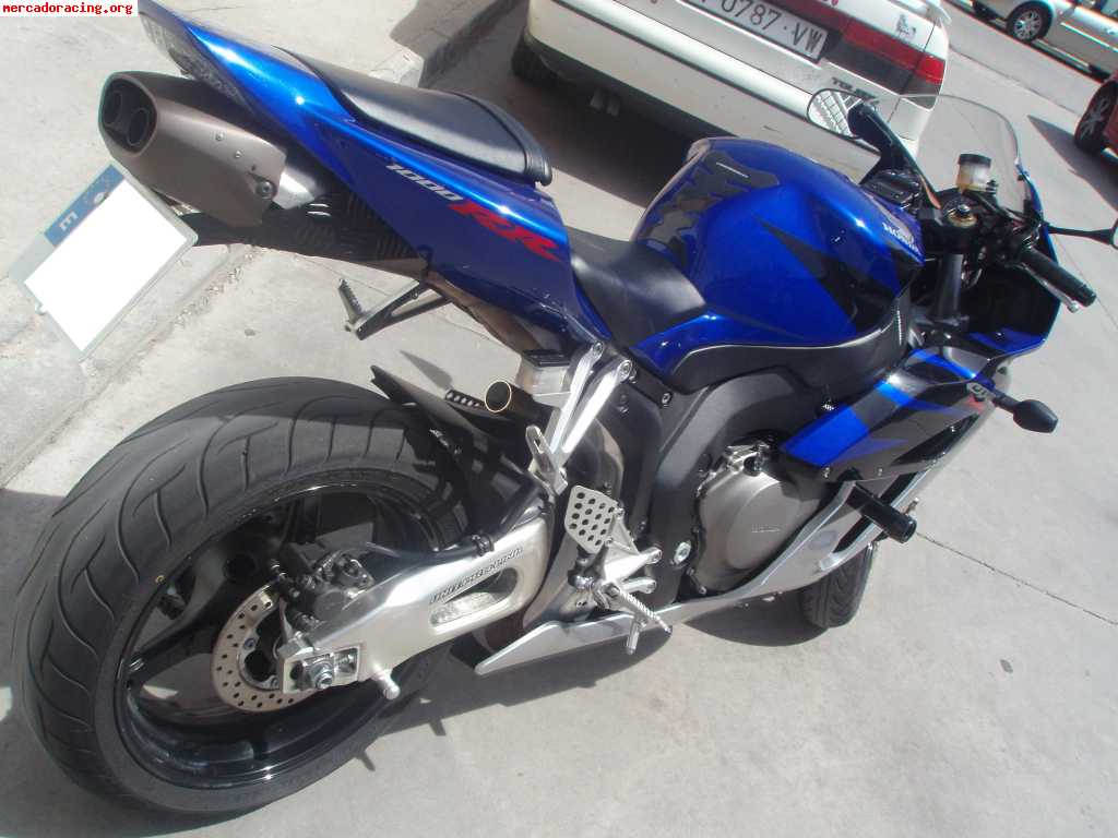Honda cbr 1000 rr