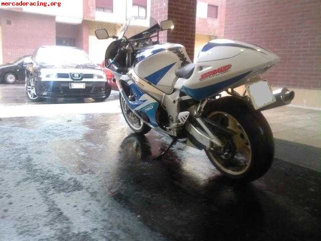 Gsxr 750i srad 99