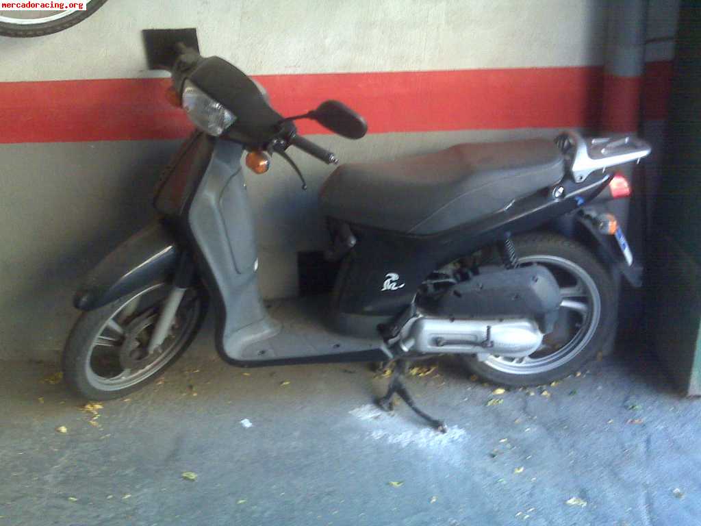 Vendo honda scoopy 100c.c