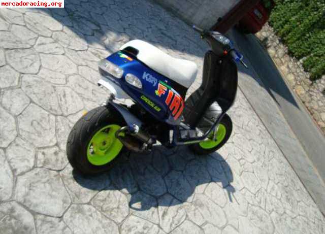 Se vende piaggio thyphon 700€