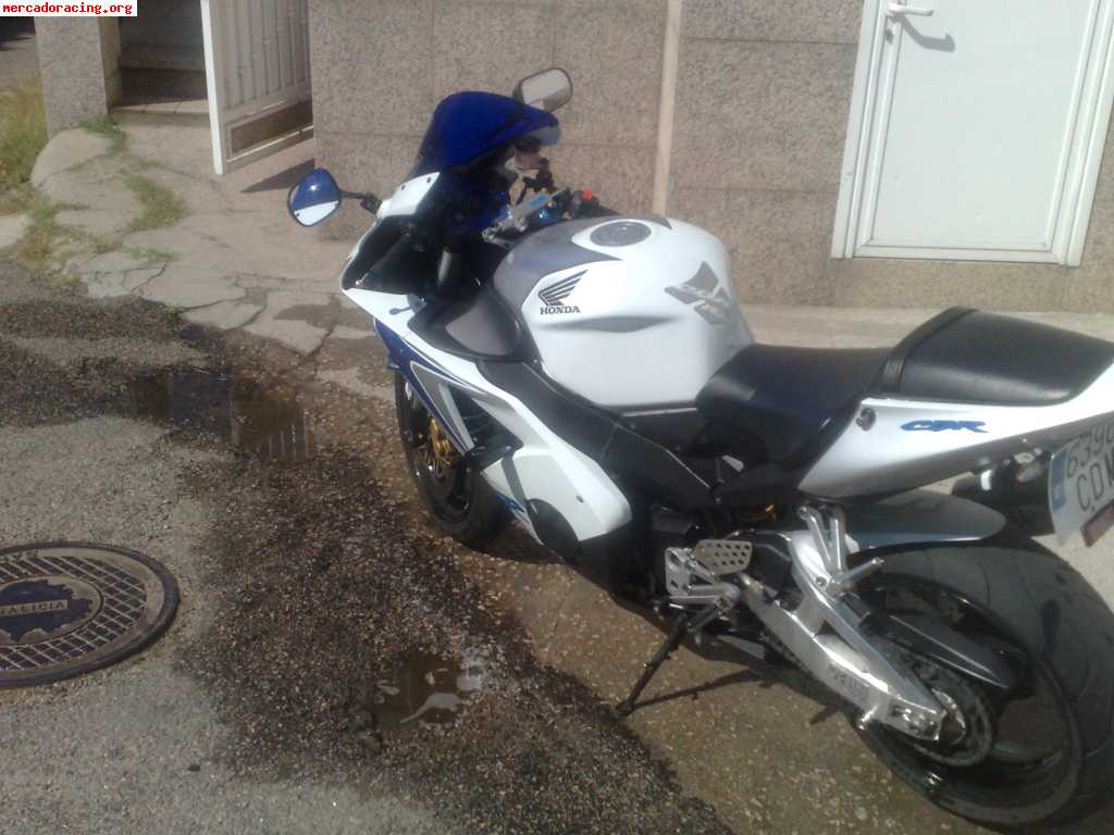 Vendo  o cambio por t-max cbr 900rr