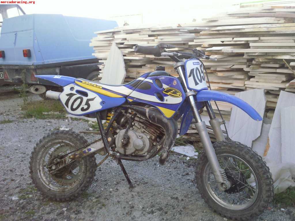 Se vende o se cambia todo esto por moto de cross 2.50 