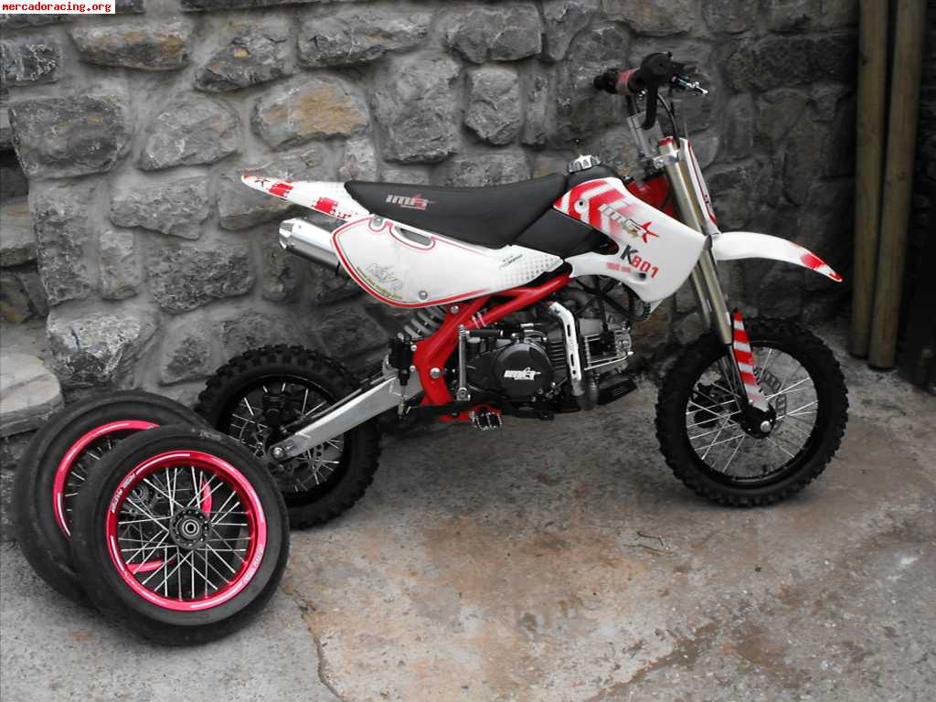 Se vende pit bike 150cc con pak supermotard