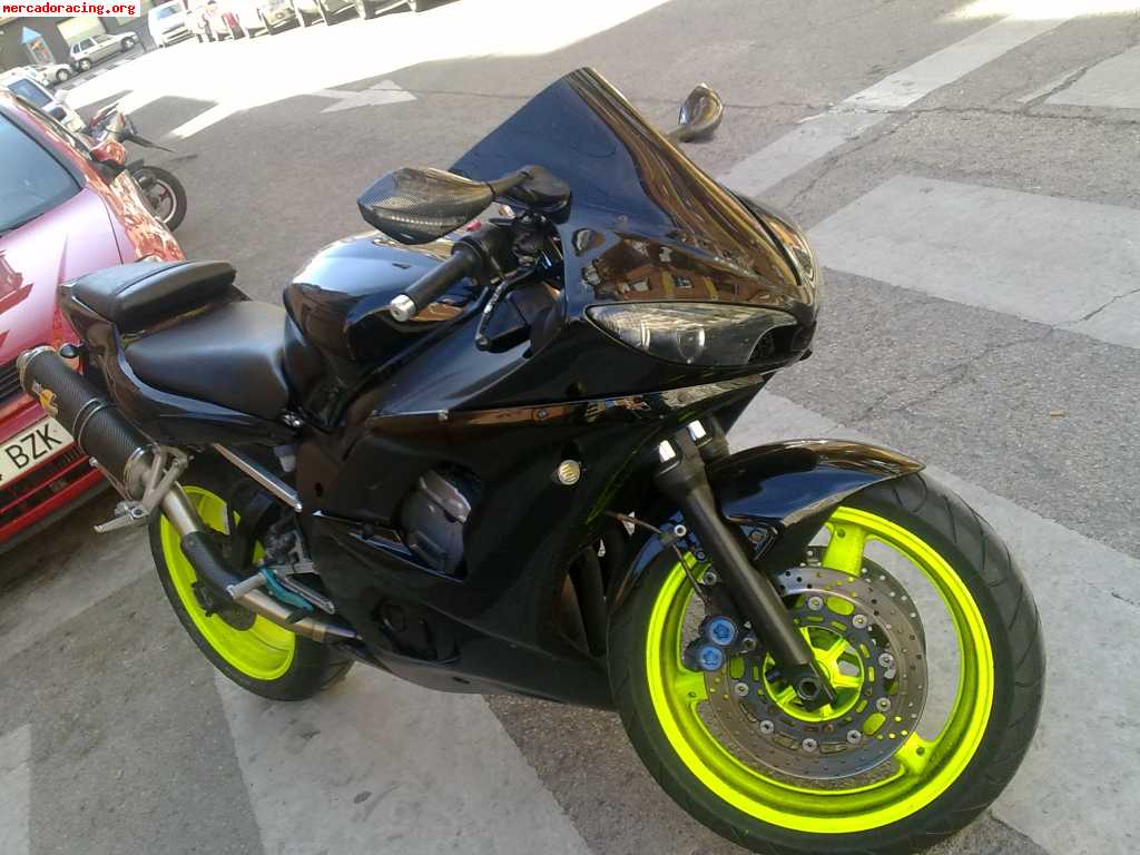 Se vende r6 3500€