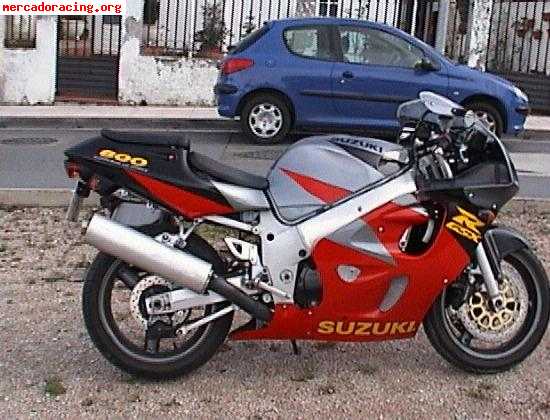 Vendo suzuki gsx-r 600