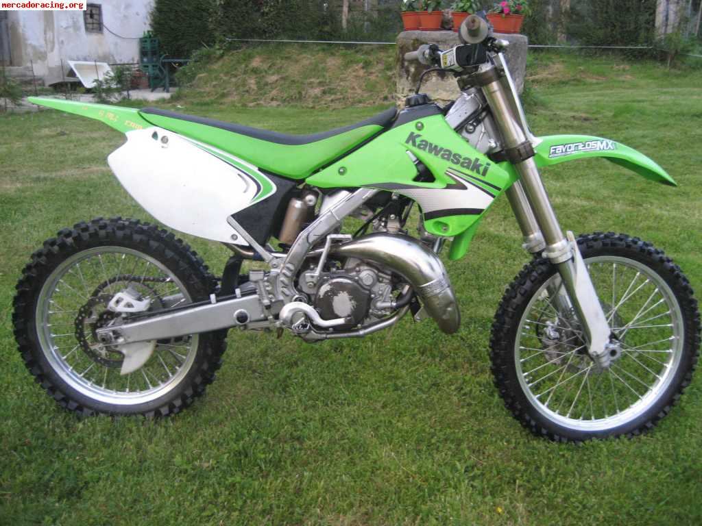 Vendo o cambio kawasaki 125 kx  del año 2008