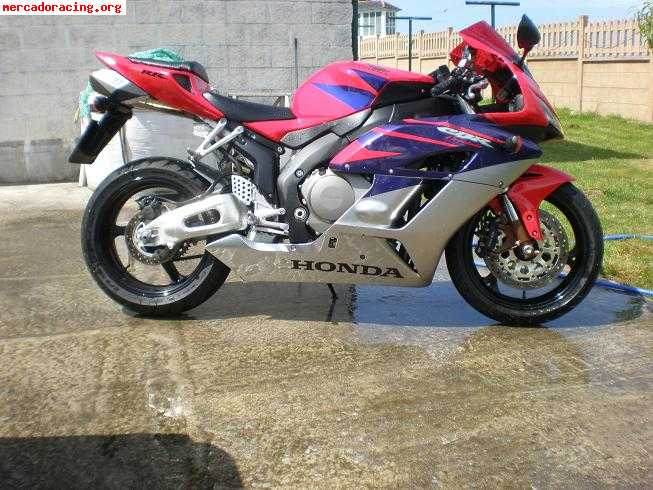 Vendo o cambio cbr 1000rr (comprada en julio del 2007)