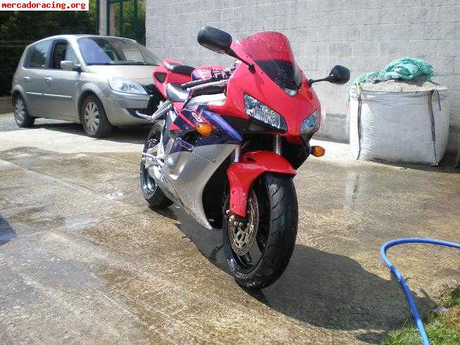 Vendo o cambio cbr 1000rr (comprada en julio del 2007)