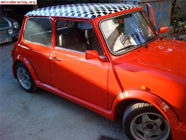 Se vende o se cambia mini 1.000 muy  bueno y muy wapo