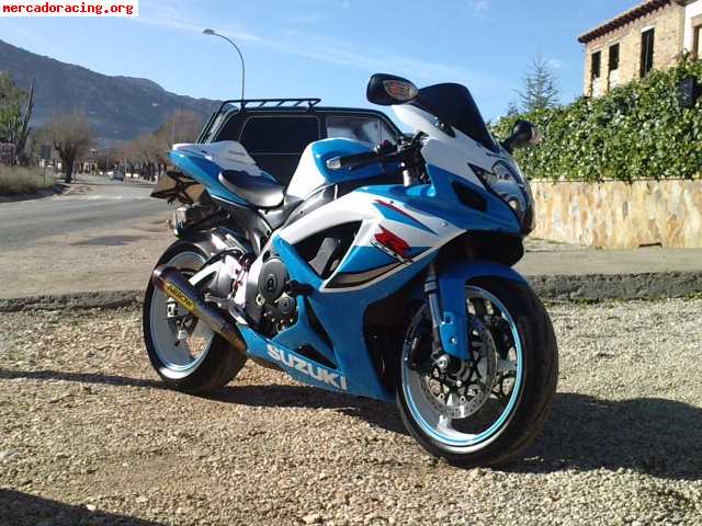 Gsx 600 r k6 colores oficiales 2010