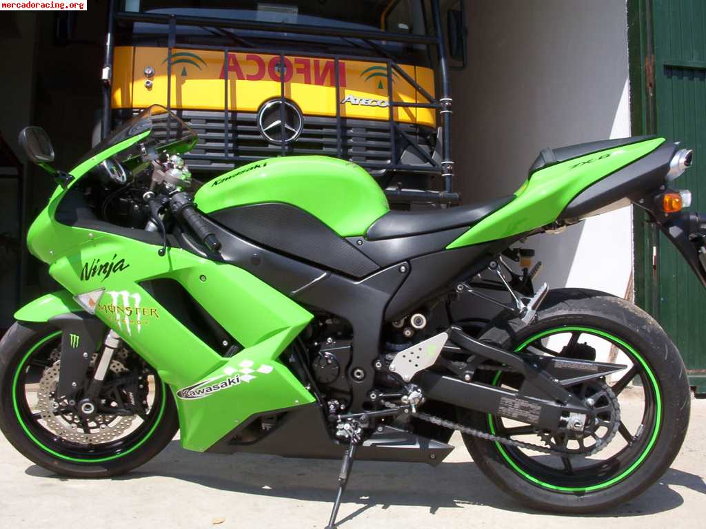 Kawasaki 2007 11.000kms 5.600€