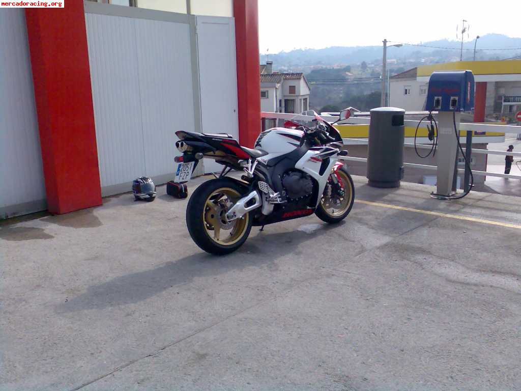 Honda cbr 1000rr hrc 2008