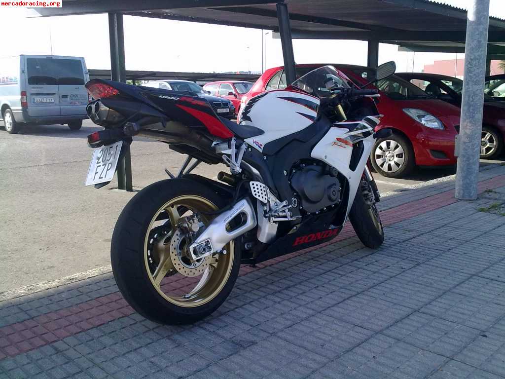 Honda cbr 1000rr hrc 2008