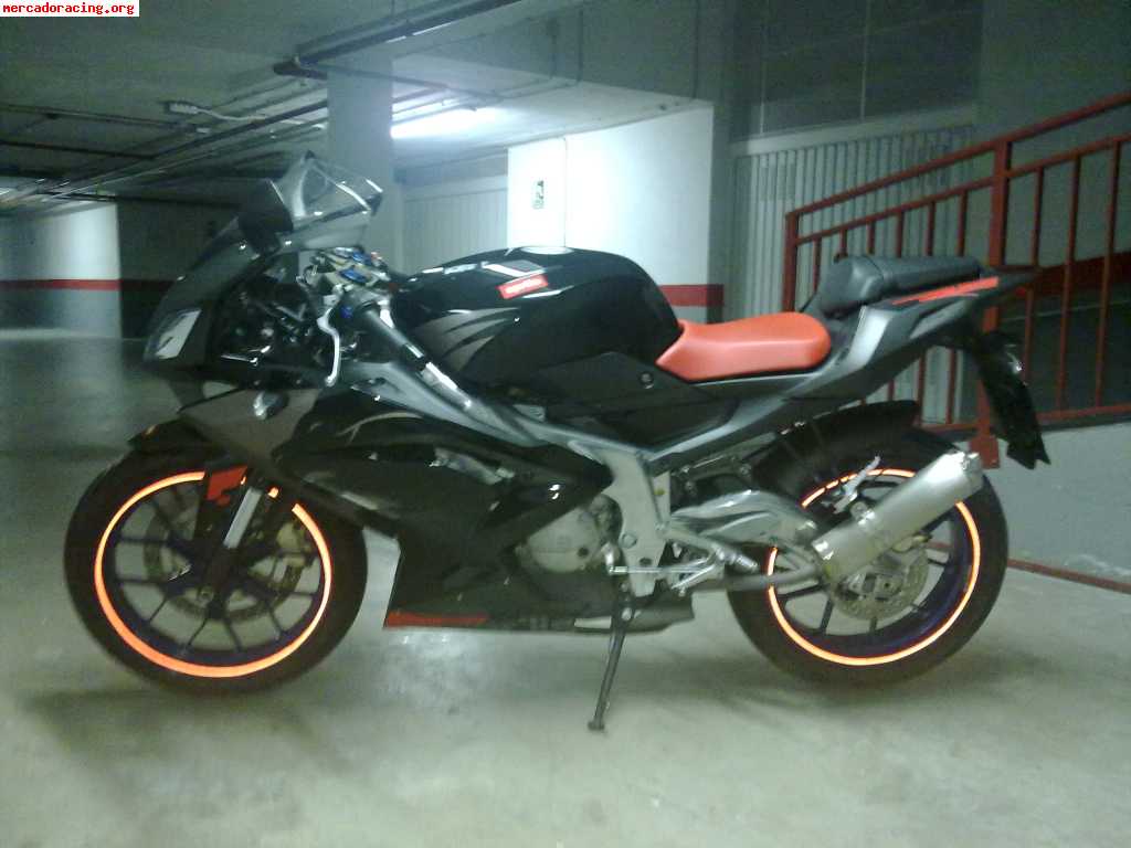 Se vende aprilia rs 125 último modelo!!