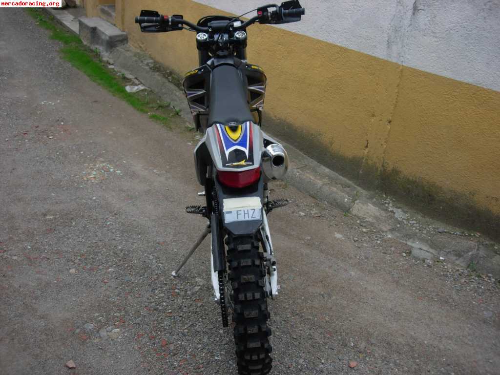 Vendo enduro 450