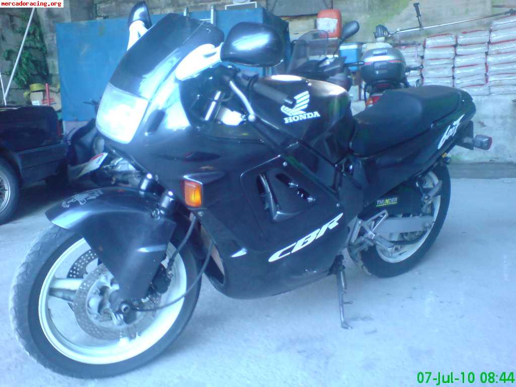 Cbr 600 f limitada para el a2 900e