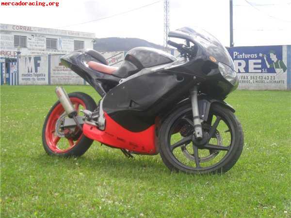 Se vende o cambia aprilia rs