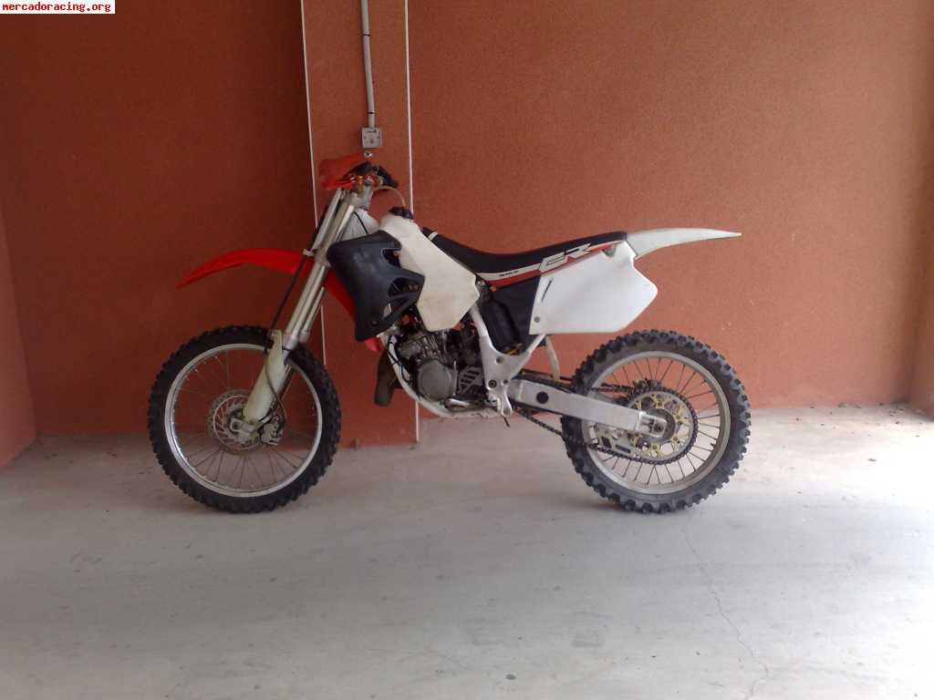 Se vende cr 125