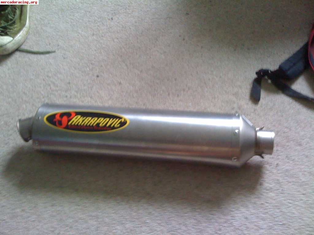 Vendo akrapovic nuevo!!!! legal!!!