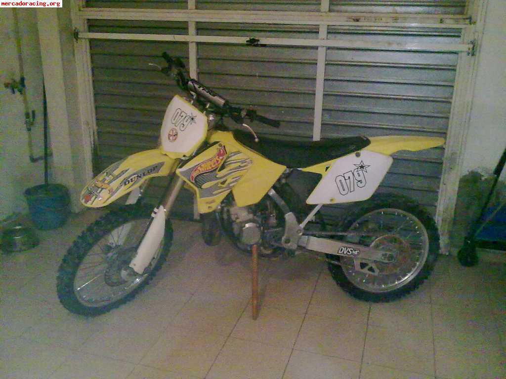 Suzuki rm 125 del 2003