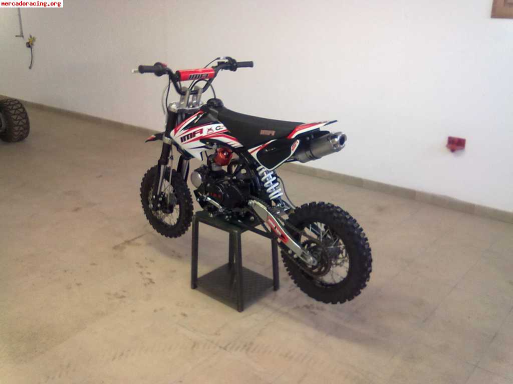 Pitbike imr 125   550 euros