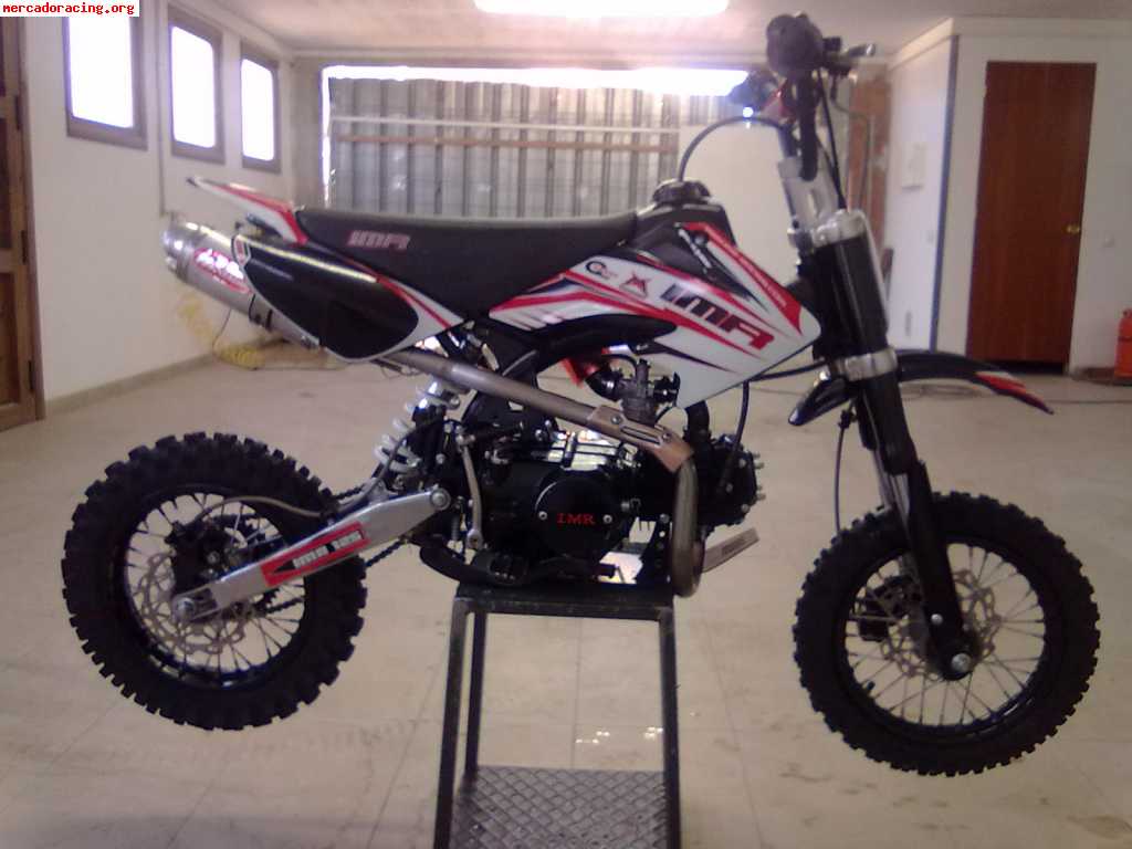 Pitbike imr 125   550 euros