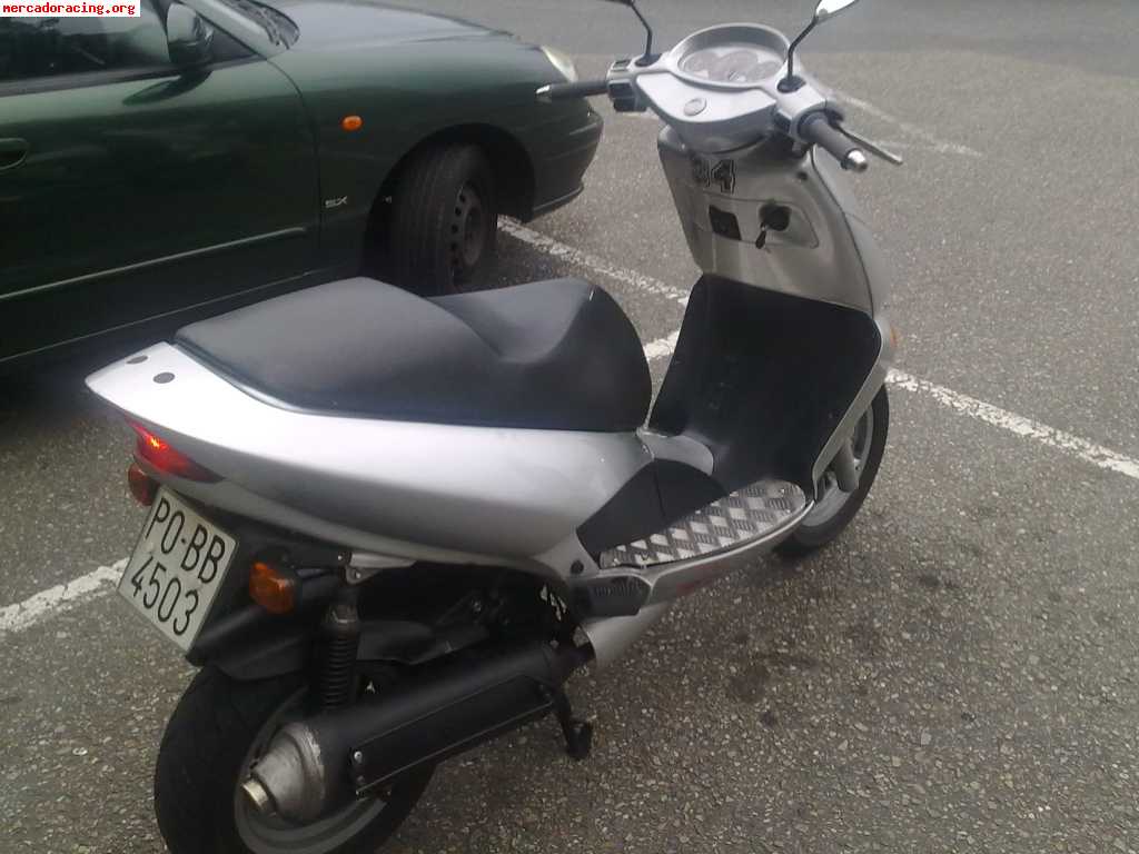 Aprilia 125cc leonardo