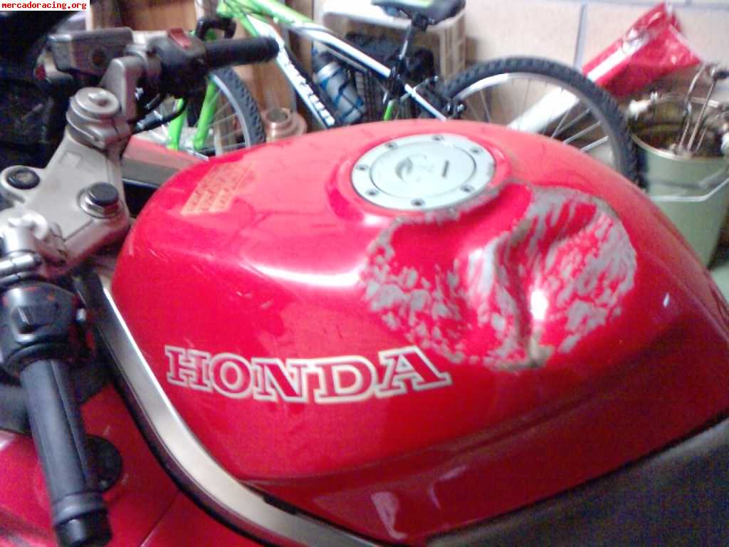 Vendo honda vfr 750f