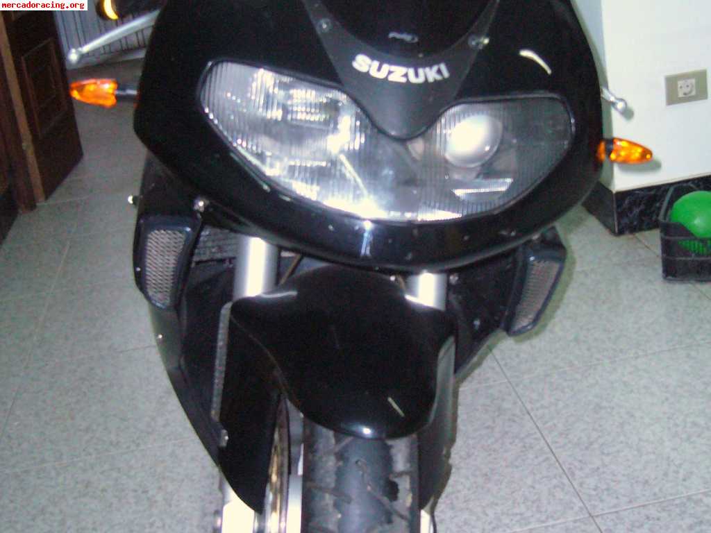 Suzuki tl 1000 r