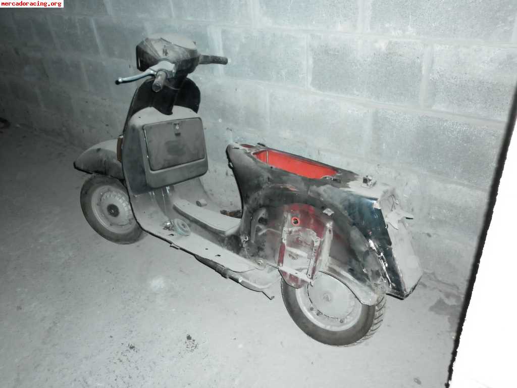 Vendo vespa 200 