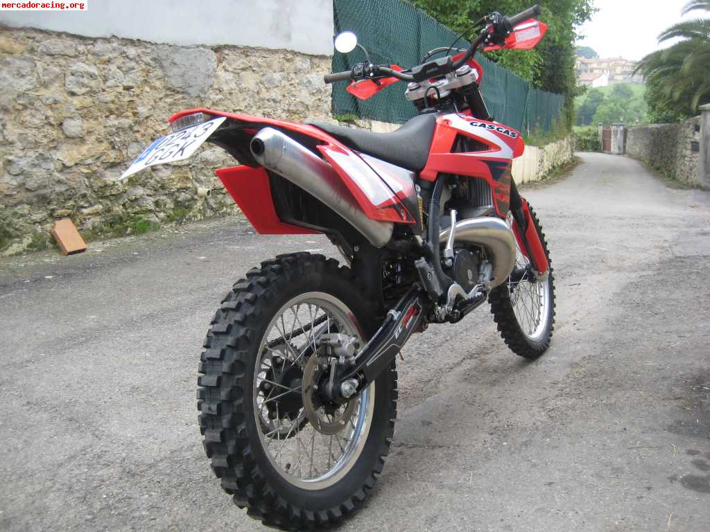 Se vende gas gas ec250 año 2008