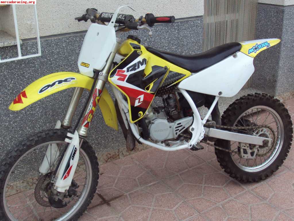 Se vende suzuki rm 85l 