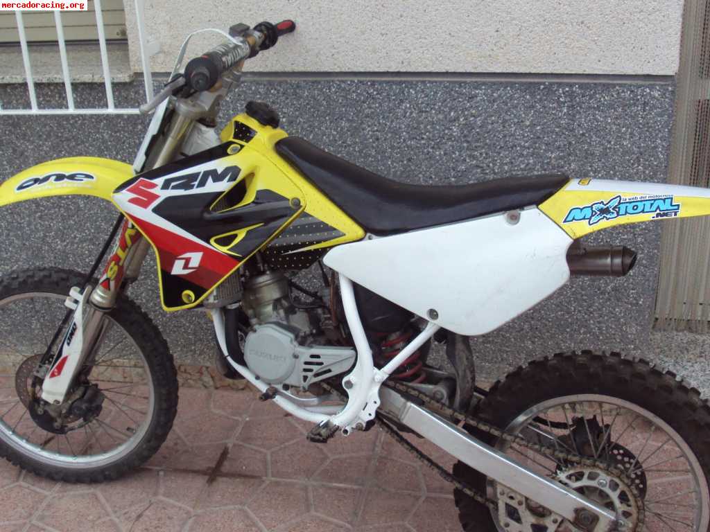 Se vende suzuki rm 85l 