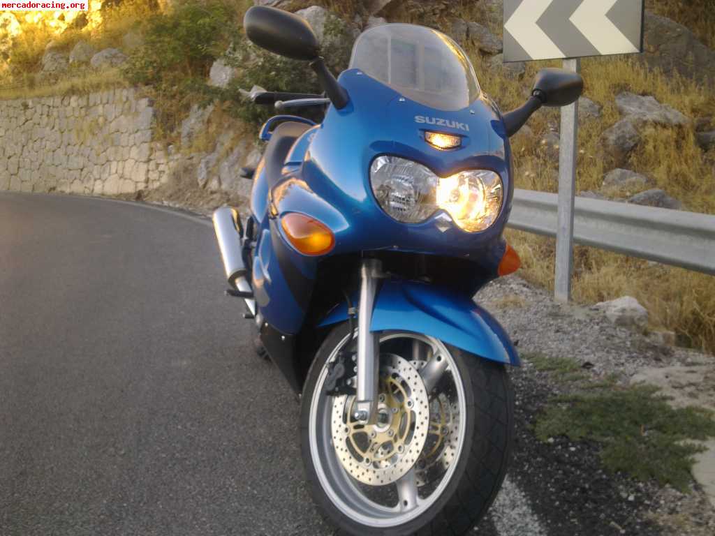 Suzuki gsx 600 f año 2000