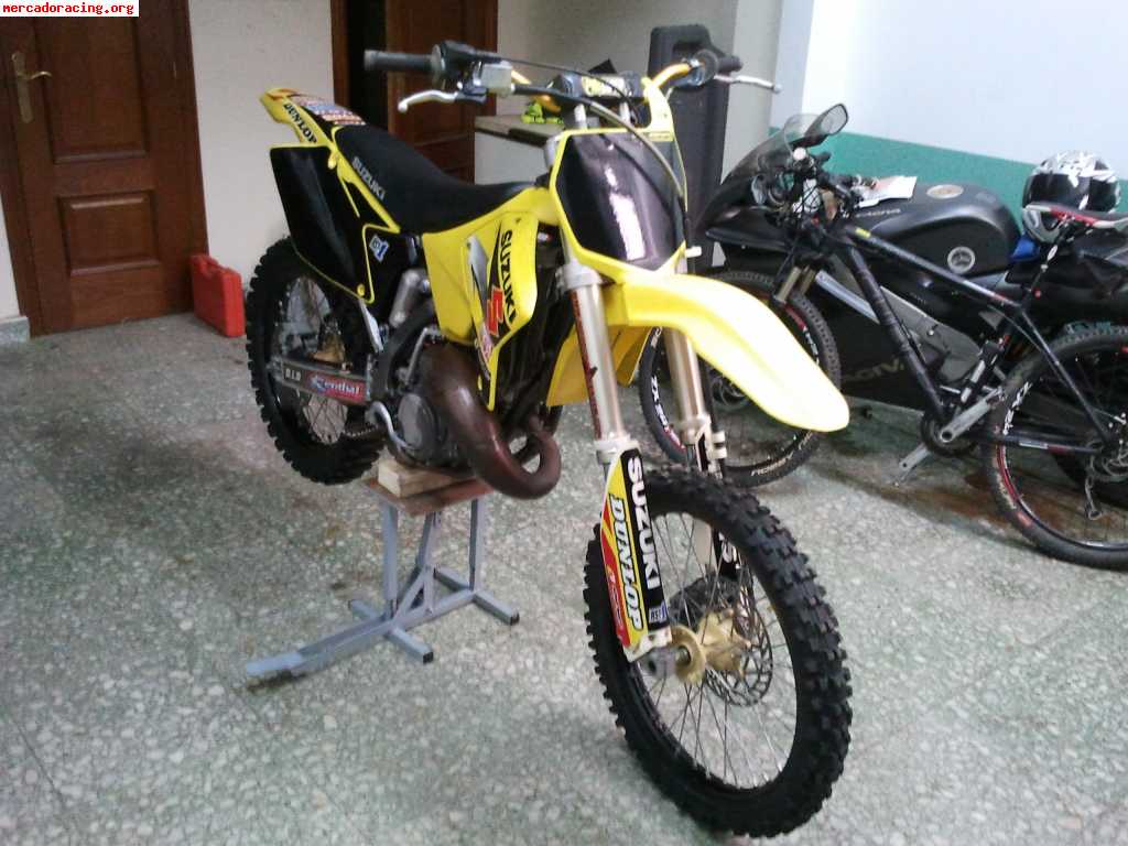 Suzuki rm  125