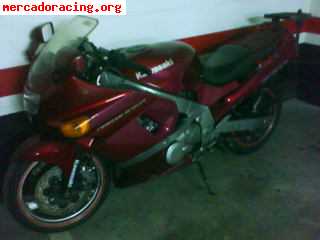 Kawasaki zzr-600   800 euros