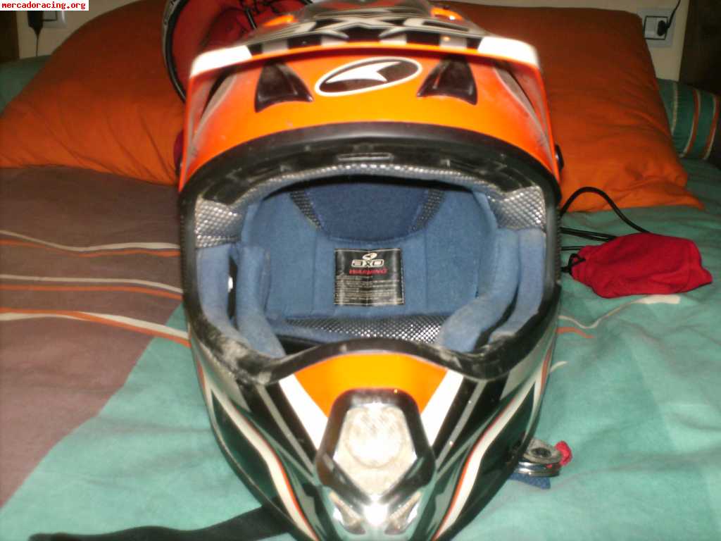 Vendo casco, guantes,botas y gafas para motocroos