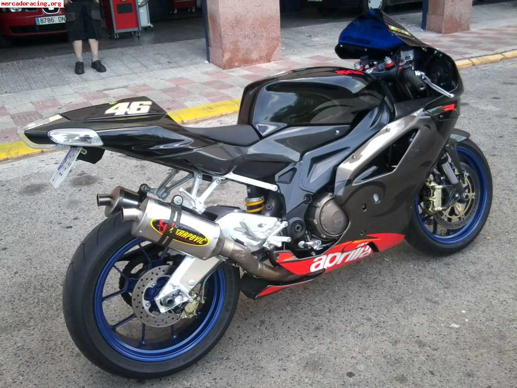 Se vende aprilia rsv mille factory 2005