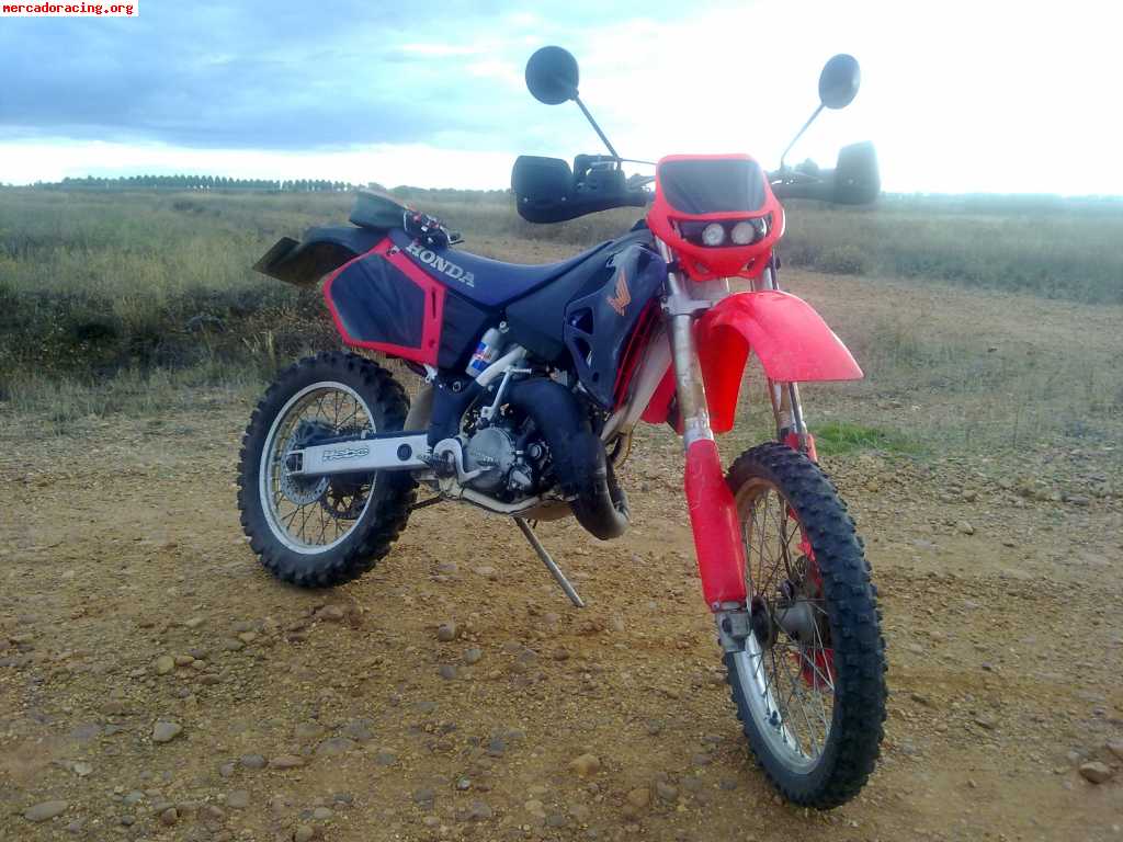 Vendo o cambio honda cre 125 c.c.