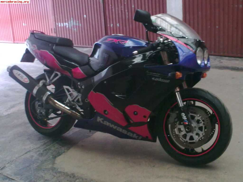 Se vende zxr 750-93