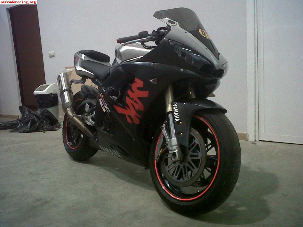 Yamaha yzf r6 2003 con muchos extras