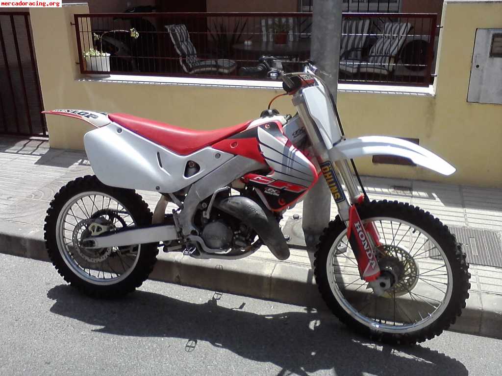 Se vende honda cr 125 del 2001