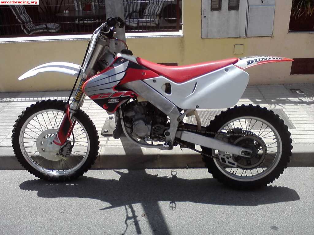 Se vende honda cr 125 del 2001