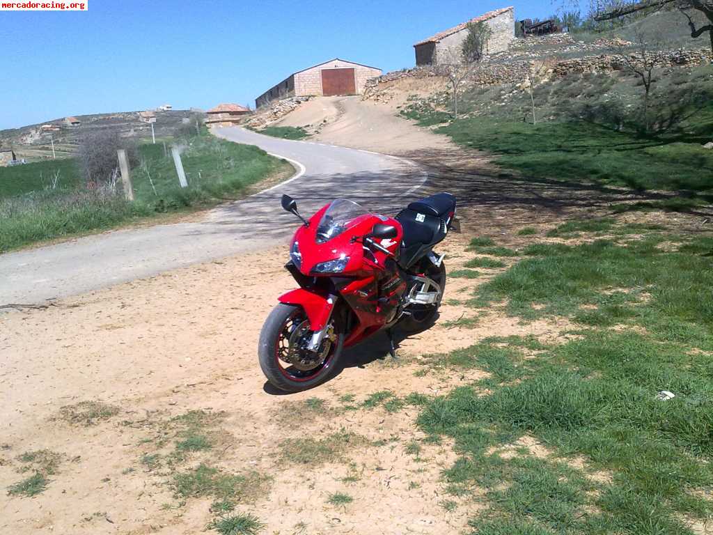 Honda cbr 600 rr 22.000 km.