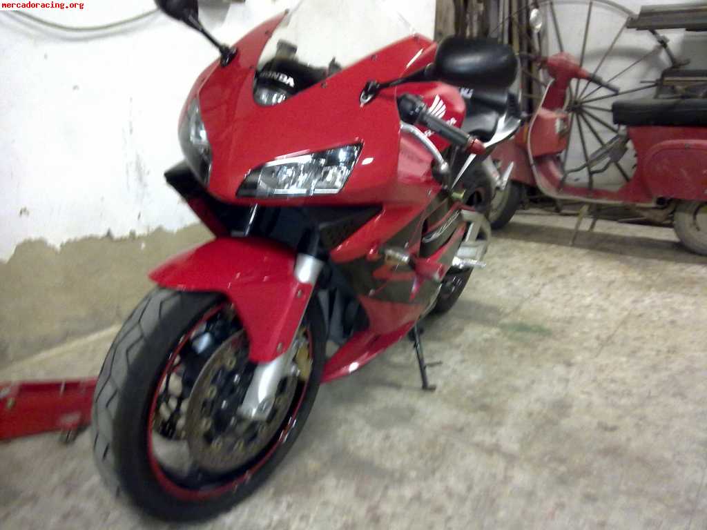 Honda cbr 600 rr 22.000 km.