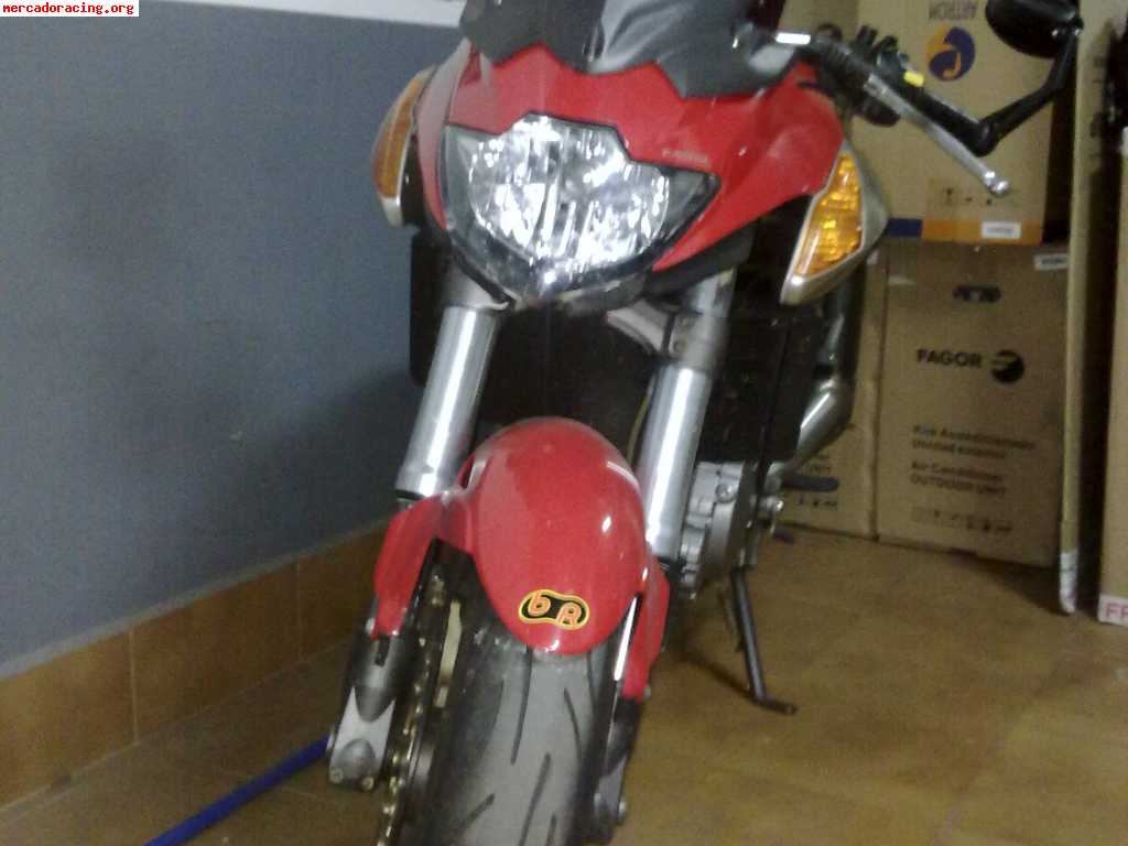 Cagiva v-raptor 1000