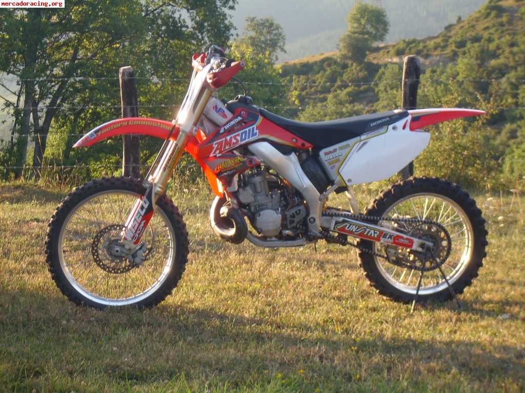 Honda cr 250 2t   2300 euros