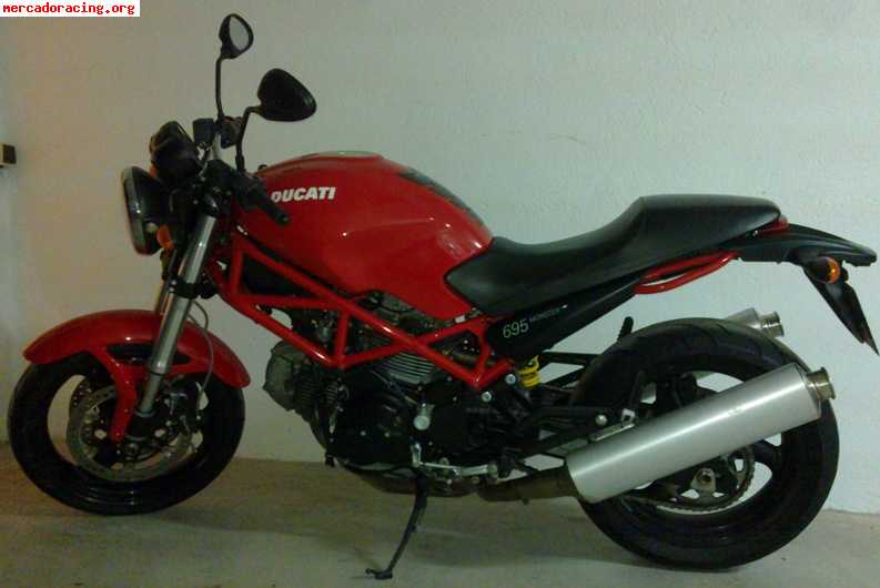 Ducati monster 695