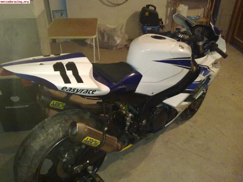 Suzuki gsxr 1000 k7 circuito